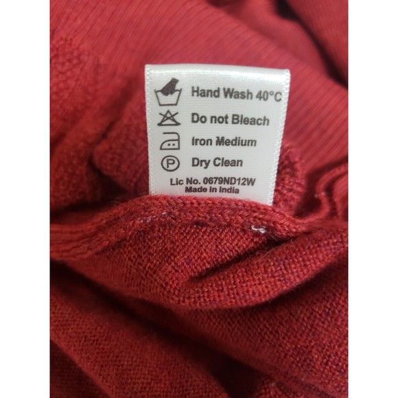 NWT, Men's Monte Carlo Collection sweater, Red, Magna wool, size 42 L - Picture 7 of 10